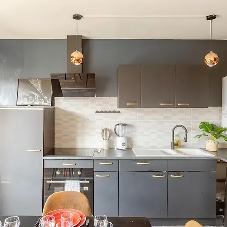 Chaleureux 5 Mn Du Centre T2 *