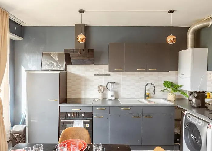 Chaleureux 5 Mn Du Centre T2 *